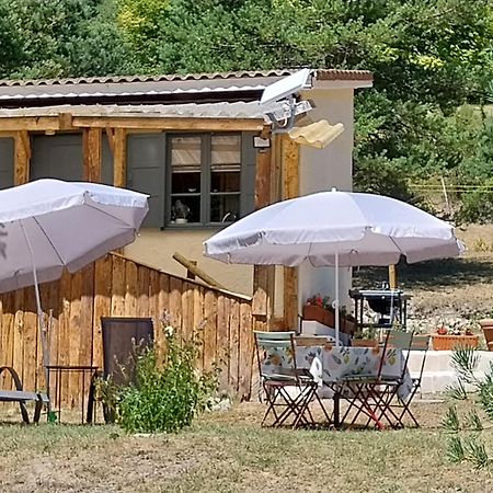 Petit Studio Dans La Prairie Saint-Auban  Buitenkant foto