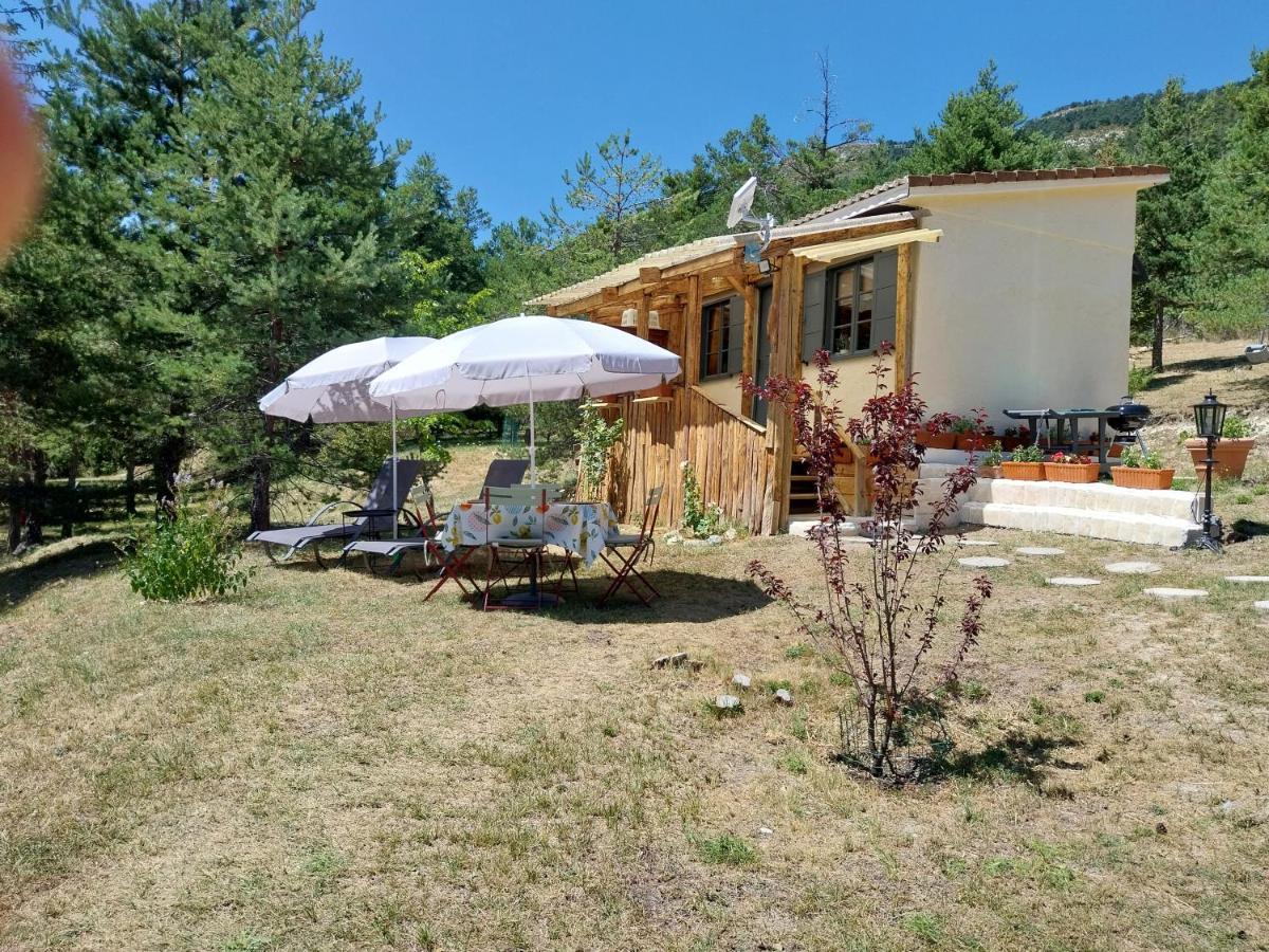 Petit Studio Dans La Prairie Saint-Auban  Buitenkant foto