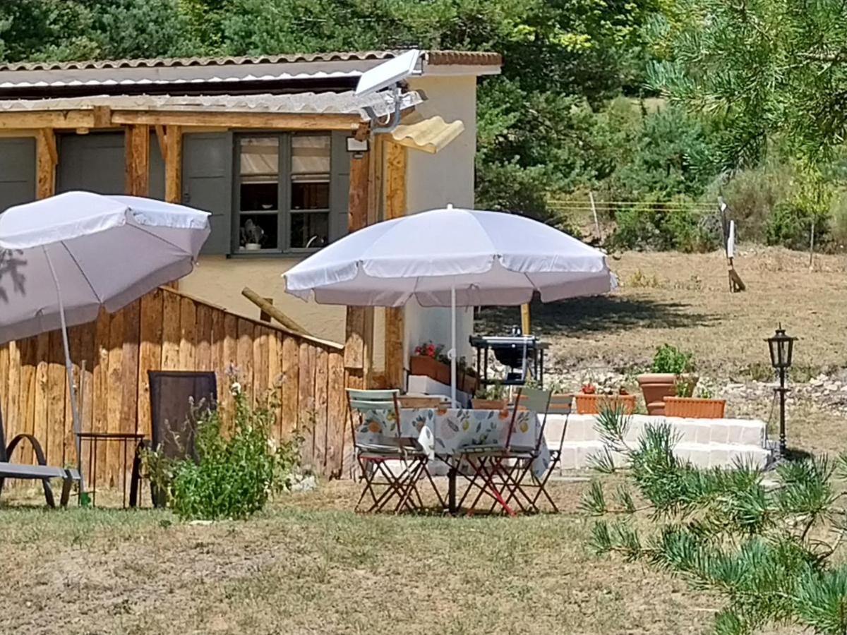 Petit Studio Dans La Prairie Saint-Auban  Buitenkant foto