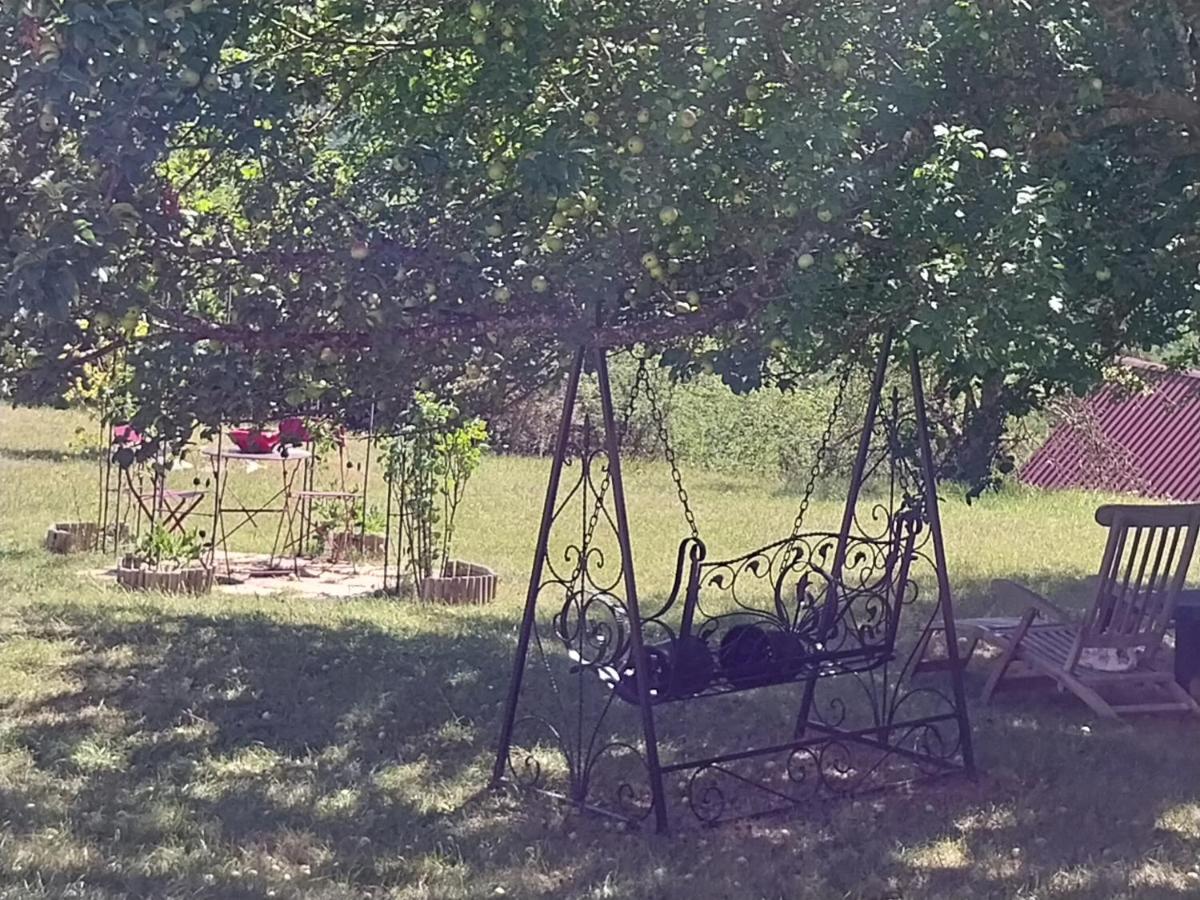 Petit Studio Dans La Prairie Saint-Auban  Buitenkant foto