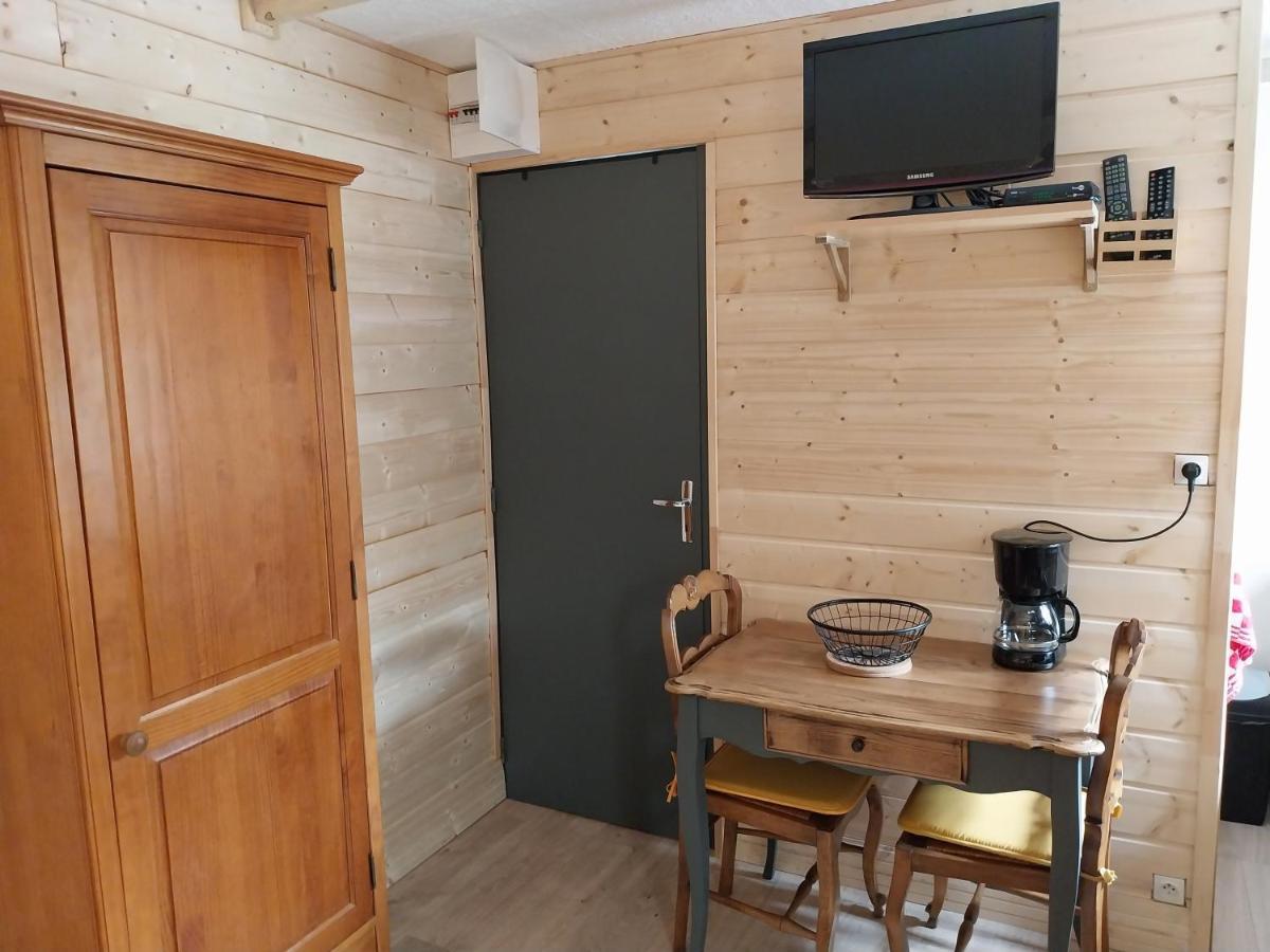 Petit Studio Dans La Prairie Saint-Auban  Buitenkant foto